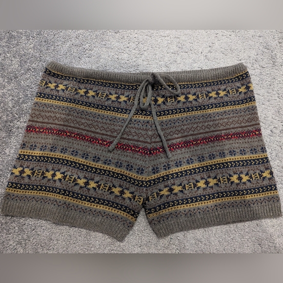 2 For $30 - Wool shorts from Line and Dot - Picture 2 of 6